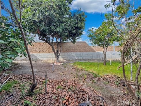 7736 Sugar Drive, Huntington Beach, CA