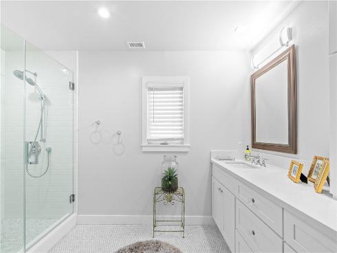 817  Main   Street, Huntington Beach, CA
