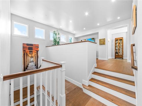 817  Main   Street, Huntington Beach, CA
