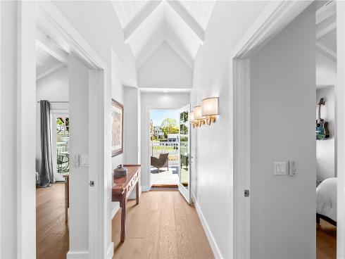 817  Main   Street, Huntington Beach, CA