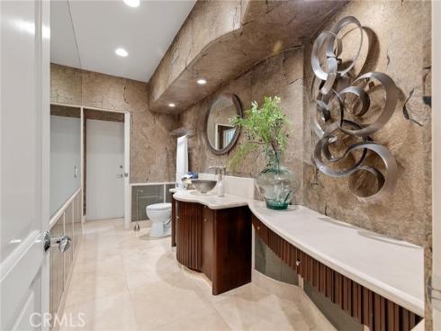 16181 Santa Barbara Lane, Huntington Beach, CA