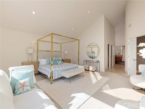 16181 Santa Barbara Lane, Huntington Beach, CA