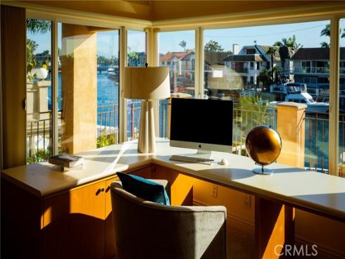 16181 Santa Barbara Lane, Huntington Beach, CA