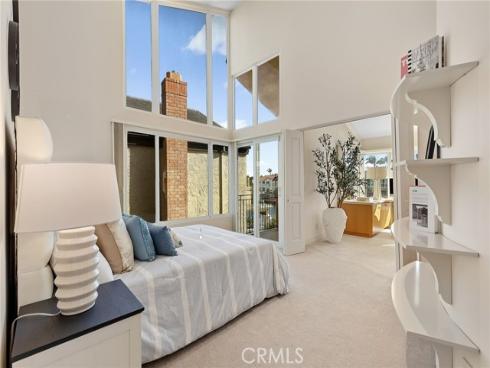 16181 Santa Barbara Lane, Huntington Beach, CA