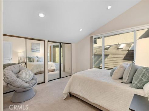 16181 Santa Barbara Lane, Huntington Beach, CA