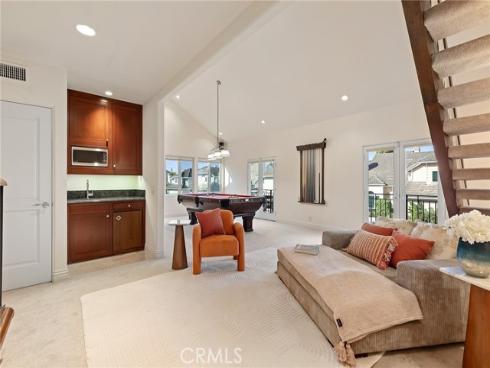 16181 Santa Barbara Lane, Huntington Beach, CA