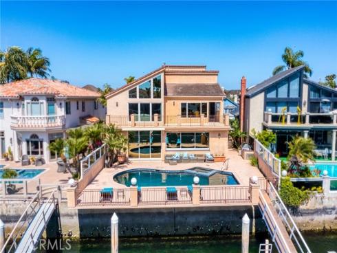 16181 Santa Barbara Lane, Huntington Beach, CA
