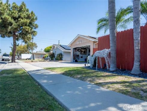16042 Warren , Huntington Beach, CA