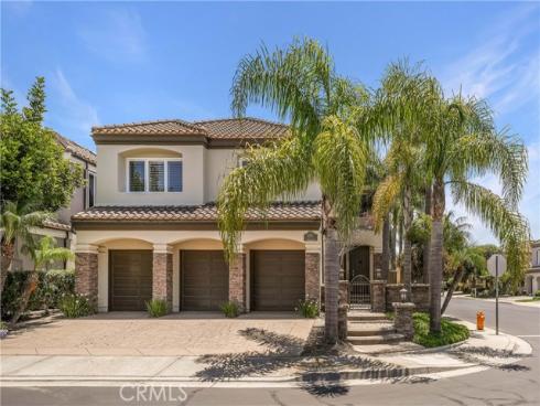 19076  Stonehurst  , Huntington Beach, CA