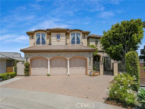3352 Bounty , Huntington Beach, CA