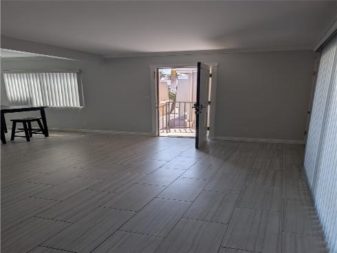 205  13th  D  Street, Huntington Beach, CA