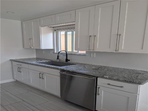 205  13th  D  Street, Huntington Beach, CA