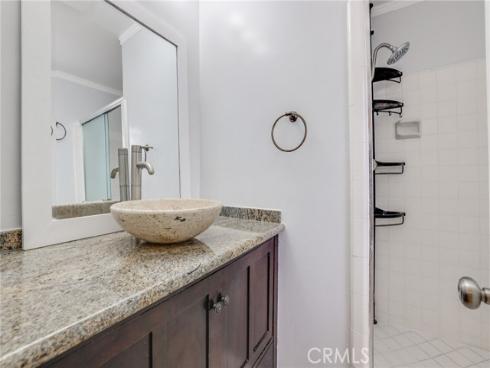 205  13th  D  Street, Huntington Beach, CA