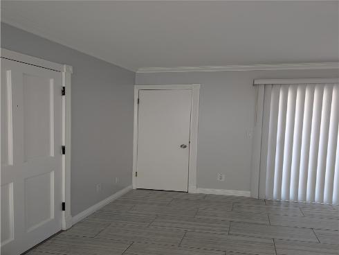 205  13th  D  Street, Huntington Beach, CA