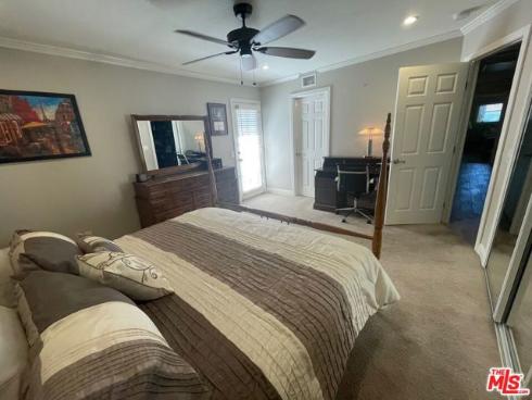 16962 Agate Circle, Huntington Beach, CA