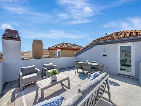 620  22nd   Street, Huntington Beach, CA