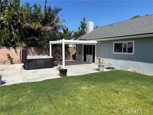 6562 Corrine Circle , Huntington Beach, CA