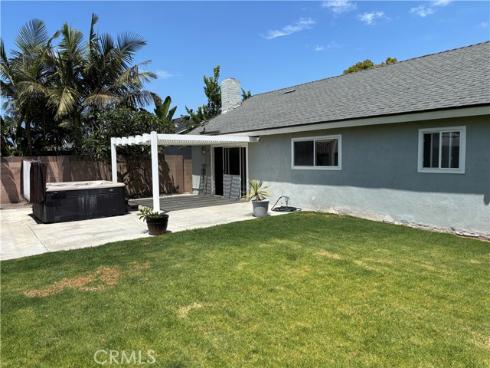 6562 Corrine Circle , Huntington Beach, CA