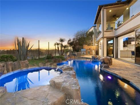 4682 Oceanridge , Huntington Beach, CA