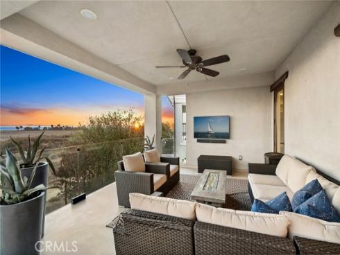 4682 Oceanridge , Huntington Beach, CA