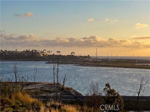 4682 Oceanridge , Huntington Beach, CA