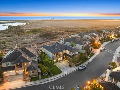 4682 Oceanridge , Huntington Beach, CA