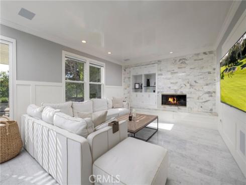 19531  Peninsula  , Huntington Beach, CA