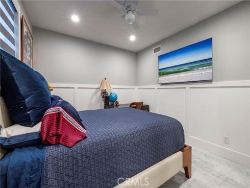 19531  Peninsula  , Huntington Beach, CA