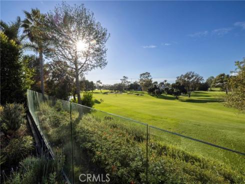 19531  Peninsula  , Huntington Beach, CA
