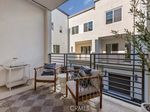 7255 Aura Circle