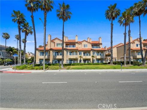 2000 Pacific Coast Hwy 308 , Huntington Beach, CA