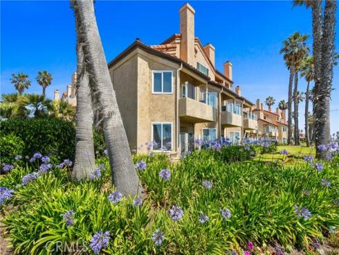 2000 Pacific Coast Hwy 308 , Huntington Beach, CA