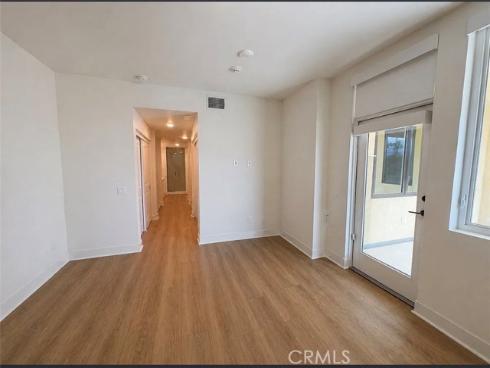 414 Main St Unit 210 , Huntington Beach, CA