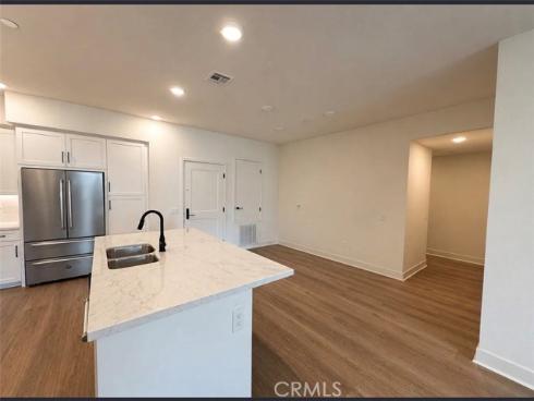 414 Main St Unit 210 , Huntington Beach, CA