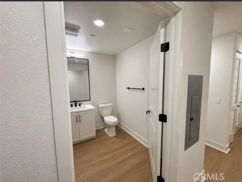 414 Main St Unit 210 , Huntington Beach, CA