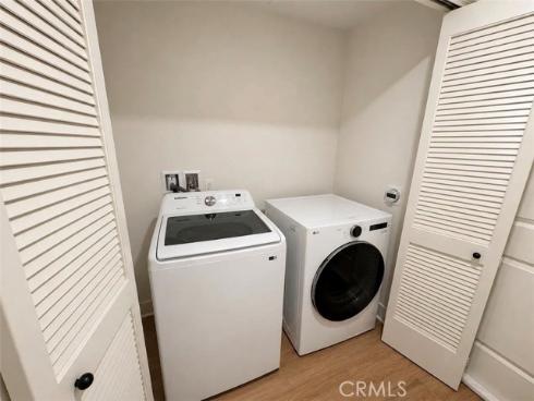 414 Main St Unit 210 , Huntington Beach, CA