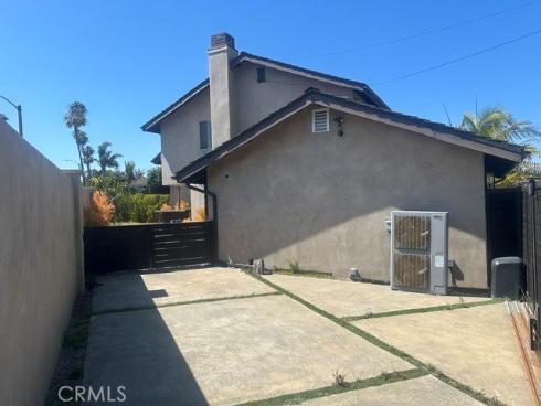 75  Adams   Avenue, Huntington Beach, CA
