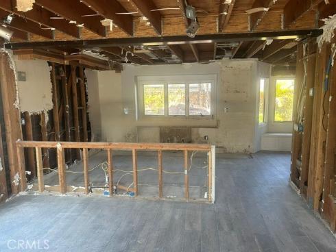 75  Adams   Avenue, Huntington Beach, CA