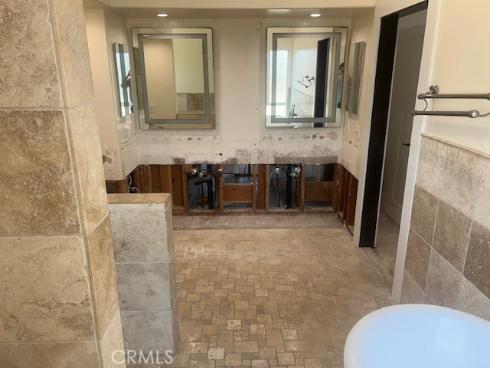 75  Adams   Avenue, Huntington Beach, CA
