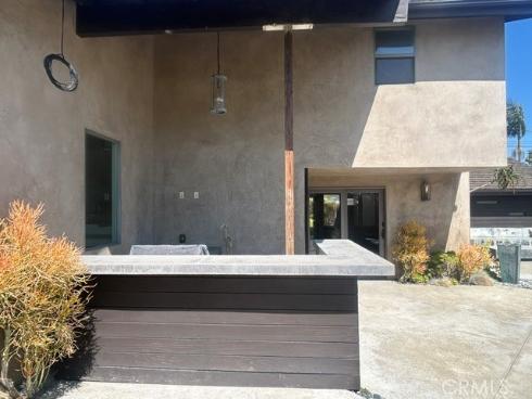 75  Adams   Avenue, Huntington Beach, CA