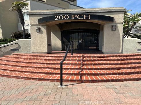 200 Pacific Coast Hwy 110 , Huntington Beach, CA