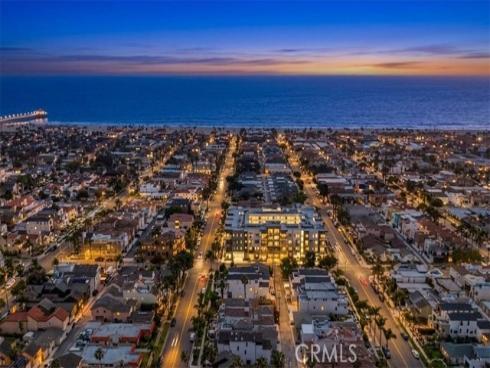 617  12th  , Huntington Beach, CA