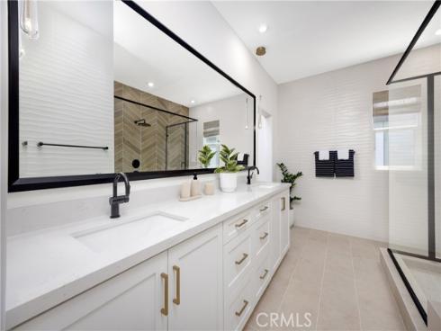 7256 Pointbreak Drive, Huntington Beach, CA