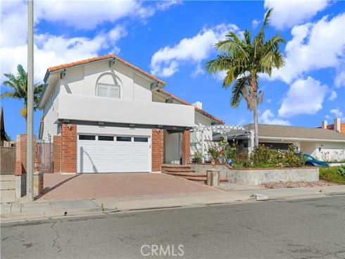 19251 Worchester Lane, Huntington Beach, CA