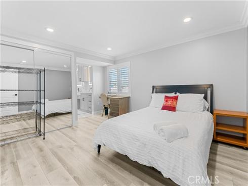 19251 Worchester Lane, Huntington Beach, CA