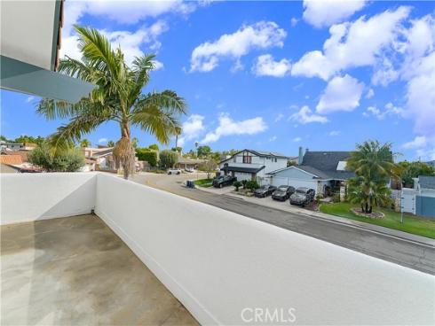 19251 Worchester Lane, Huntington Beach, CA