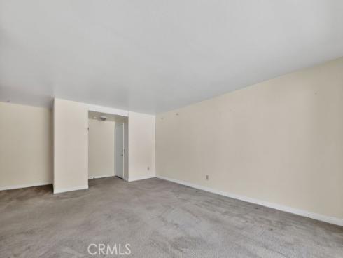 8633 Portola 18F Court, Huntington Beach, CA