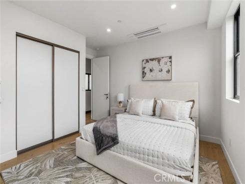424 20th , Huntington Beach, CA