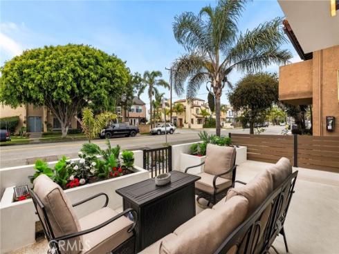 424 20th , Huntington Beach, CA