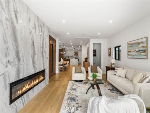 424 20th , Huntington Beach, CA